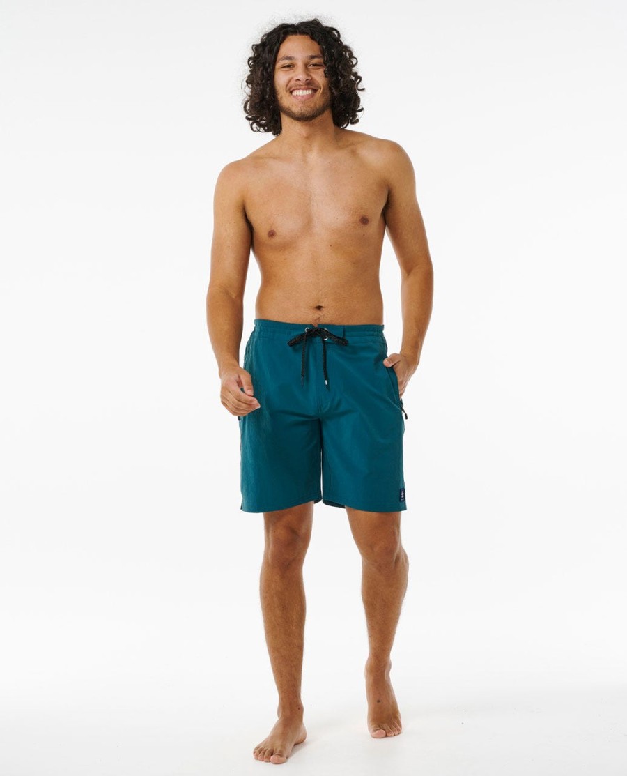 searchers layday 19 boardshorts