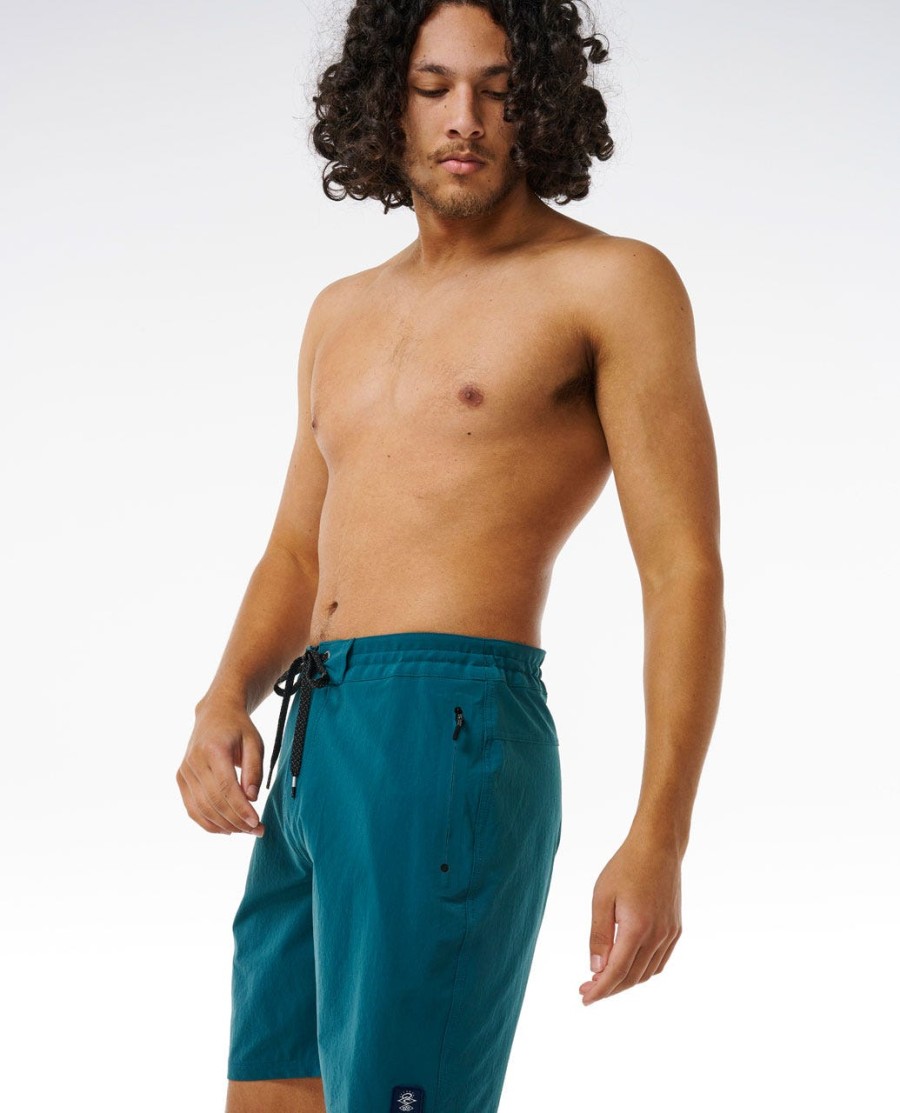 searchers layday 19 boardshorts