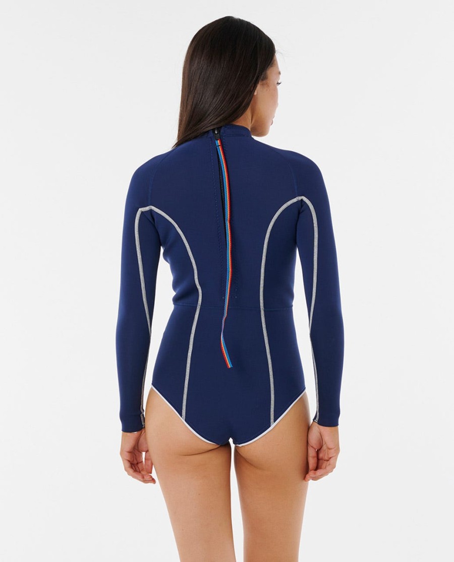 steph gilmore g-bomb 15 mm springsuit met lange mouwen en ritssluiting aan de achterkant en goede dekking